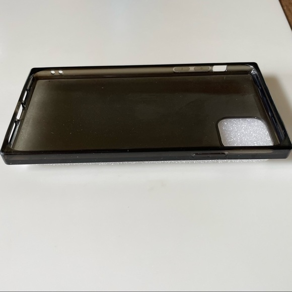 iPhone 11 Pro Max Phone Cases - Picture 2 of 9